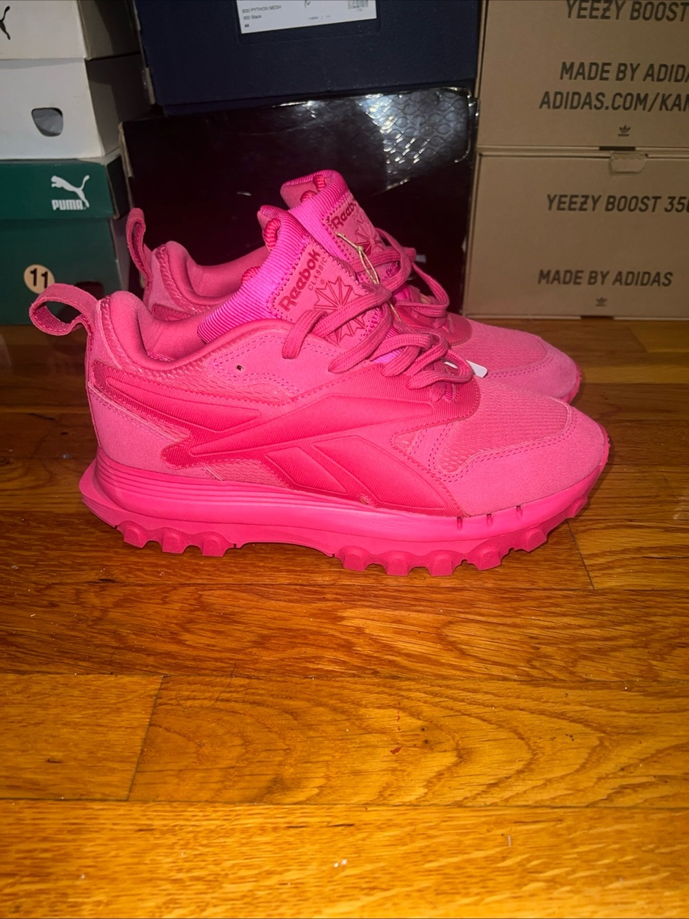 New Reebok Cardi B Classic Trail  - Hot Pink no box